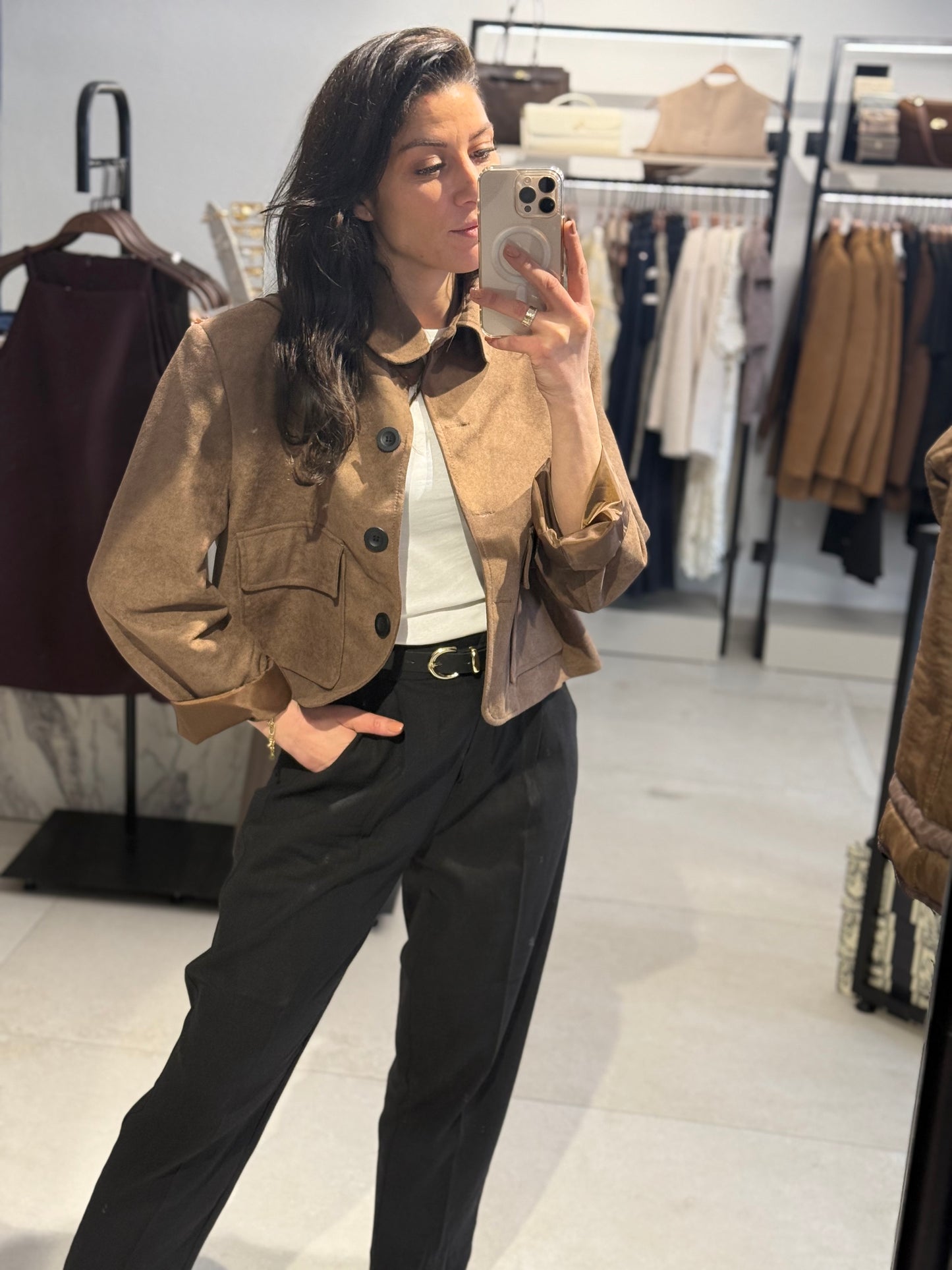 KURZE JACKE IN WILDLEDEROPTIK