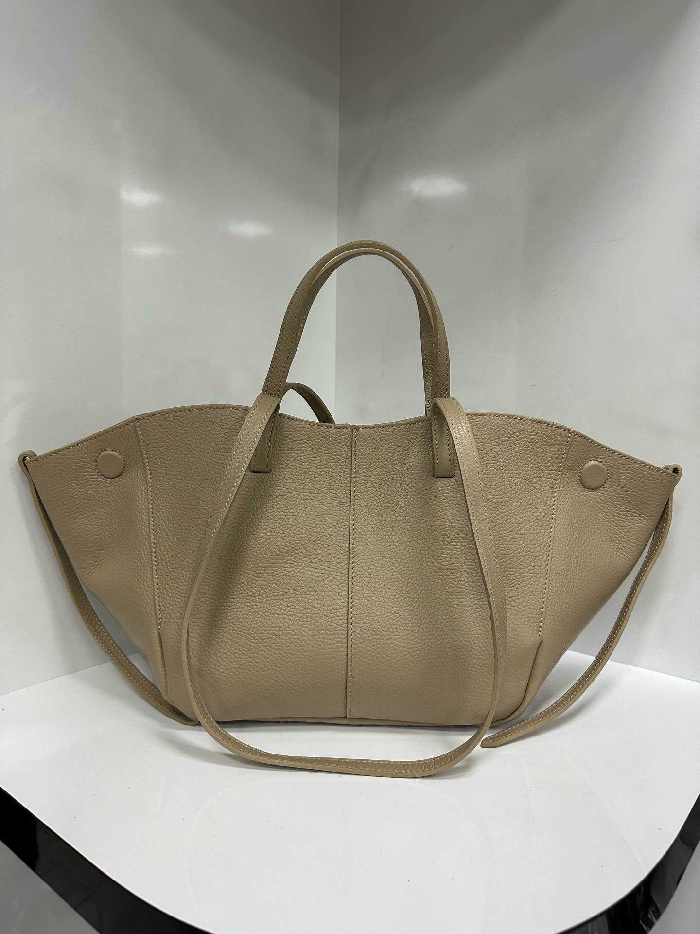 CYMA LEDER-SHOPPER GENARBTES
LEDER XL