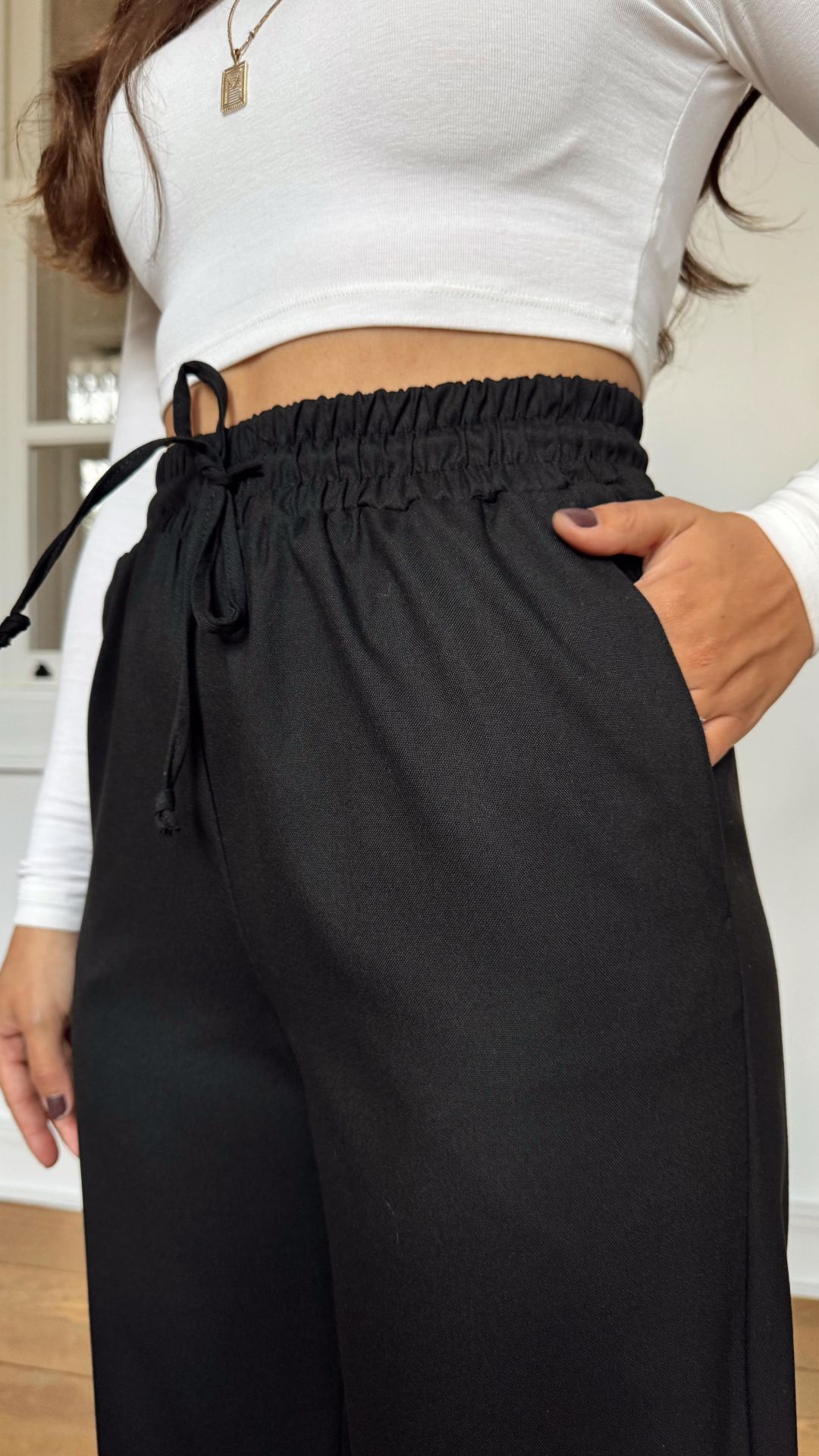 RELAXED CHIC –WIDE-LEG HOSE