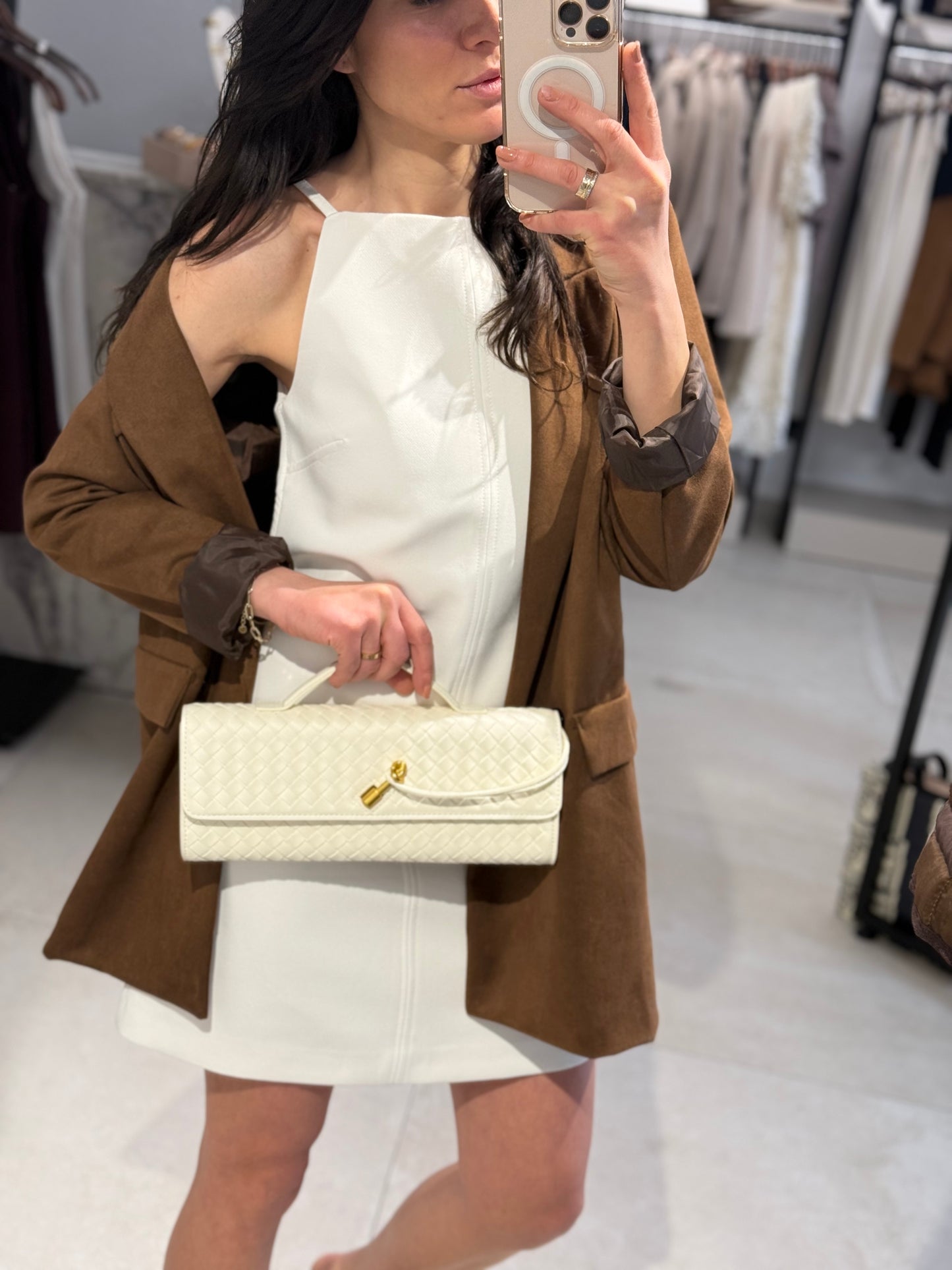 ÄRMELLOSES KLEID MINIMAL CHIC CREME
