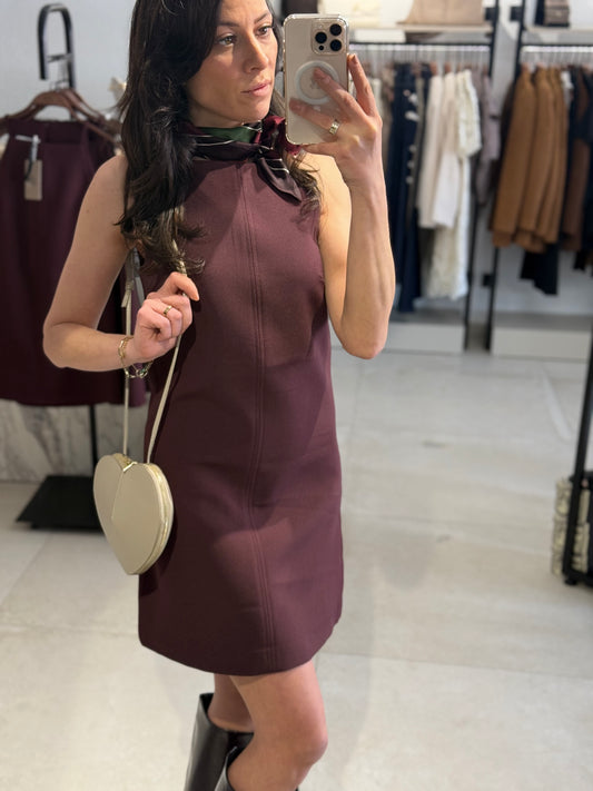 ÄRMELLOSES KLEID MINIMAL CHIC BURGUNDY