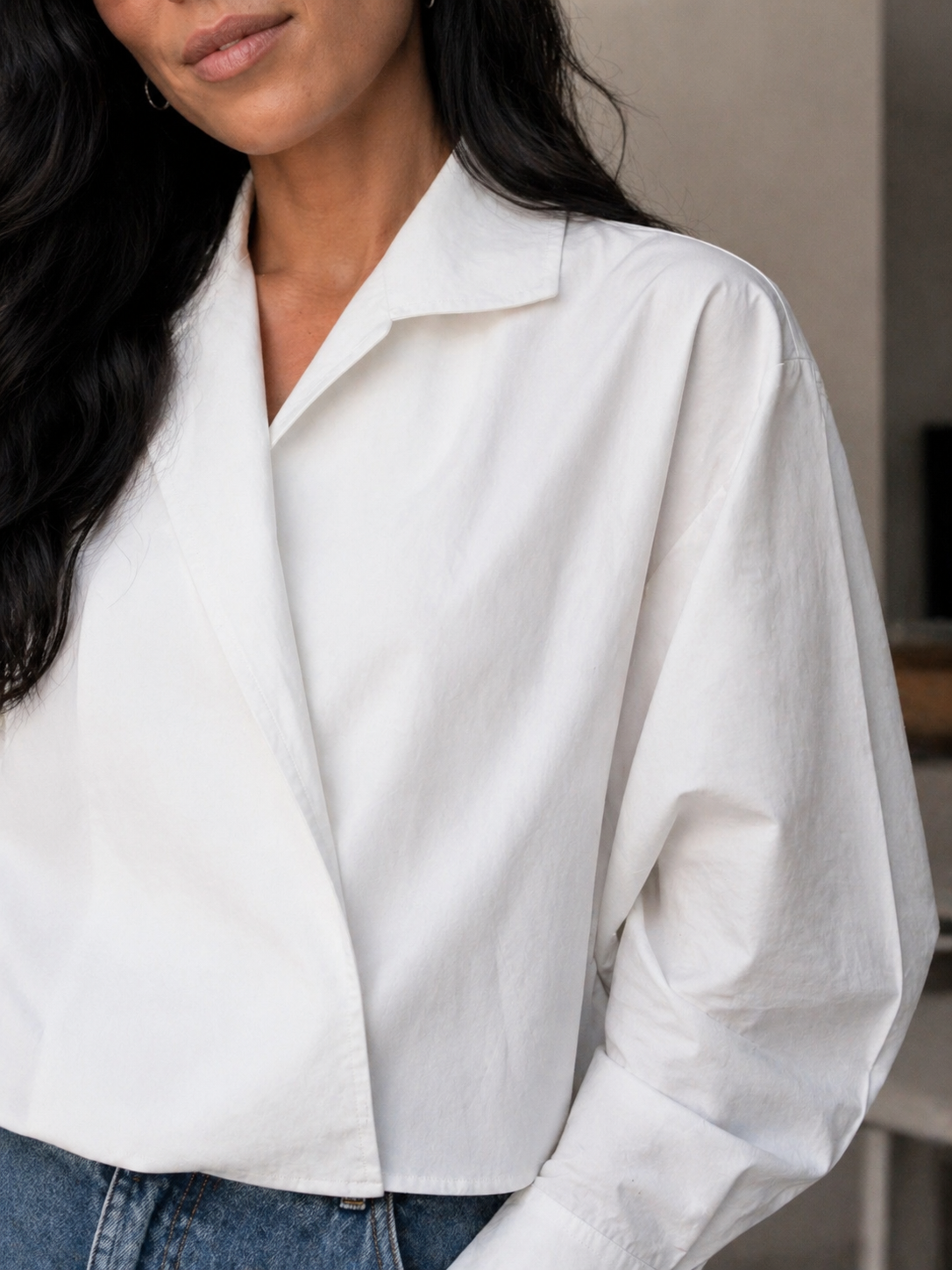WHITE STATEMENT BLUSE