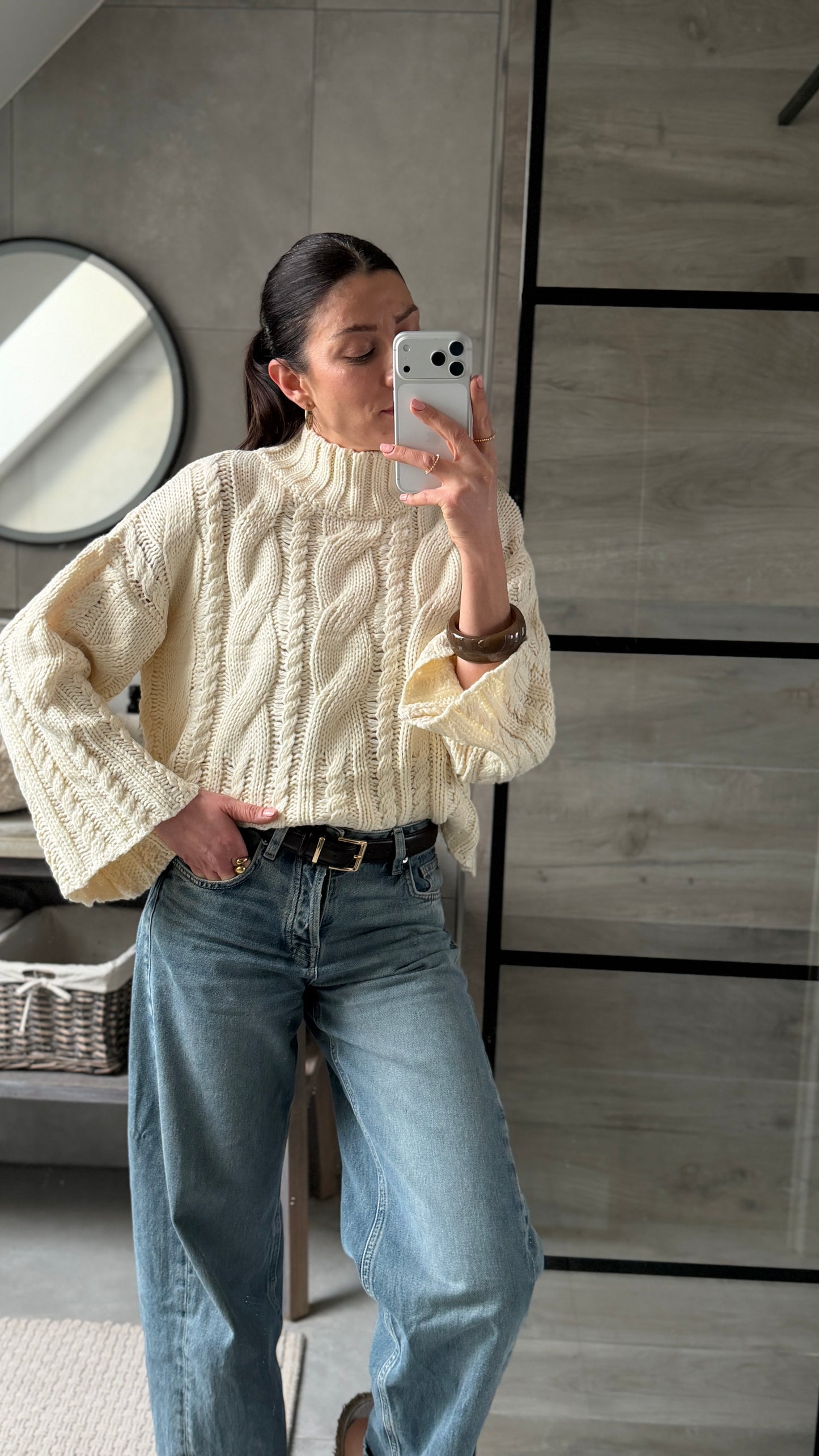 AVERY KNIT SWEATER