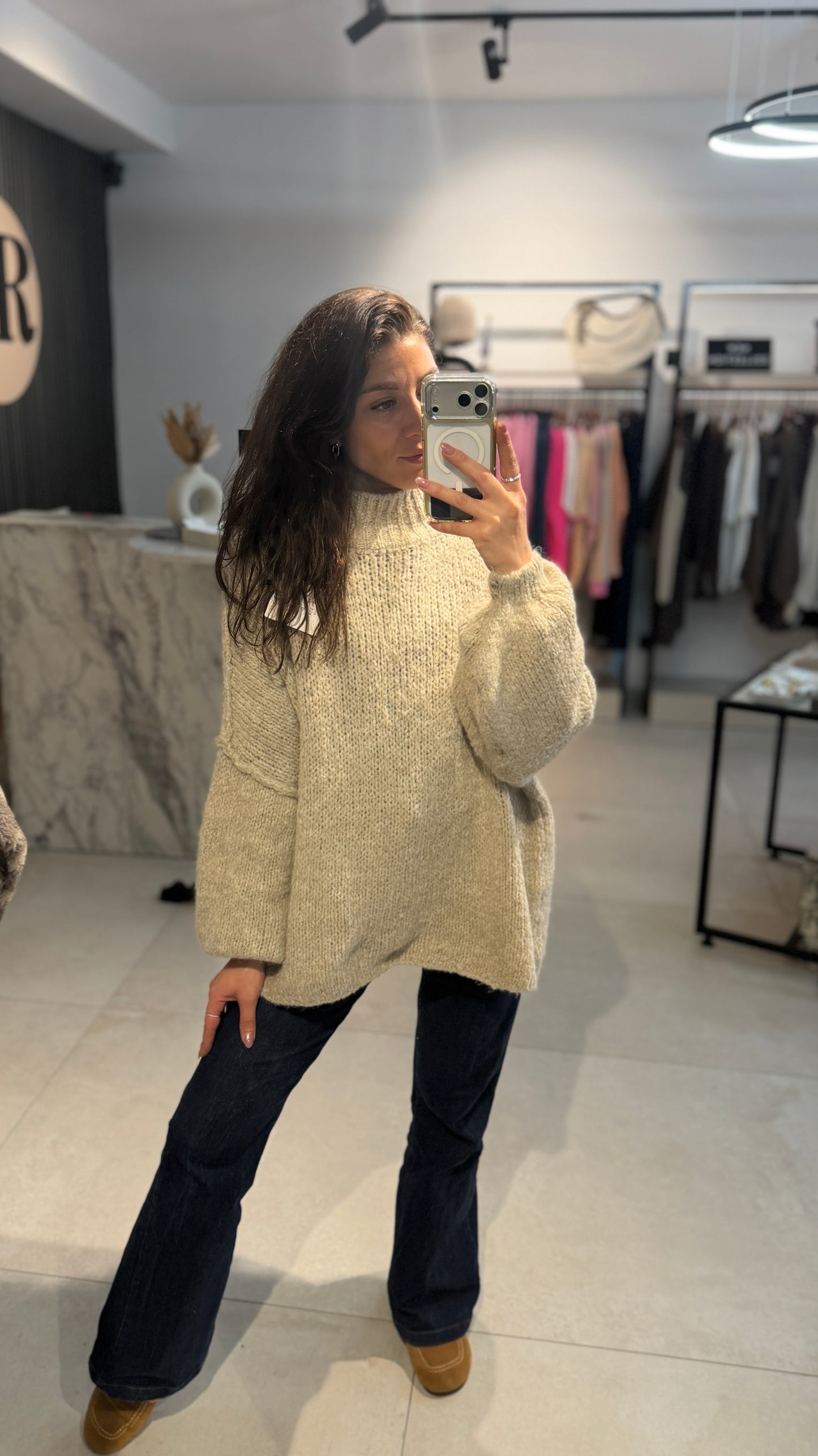 FLAUSCHİ OVERSİZE PULLOVER MİT STEHKRAGEN