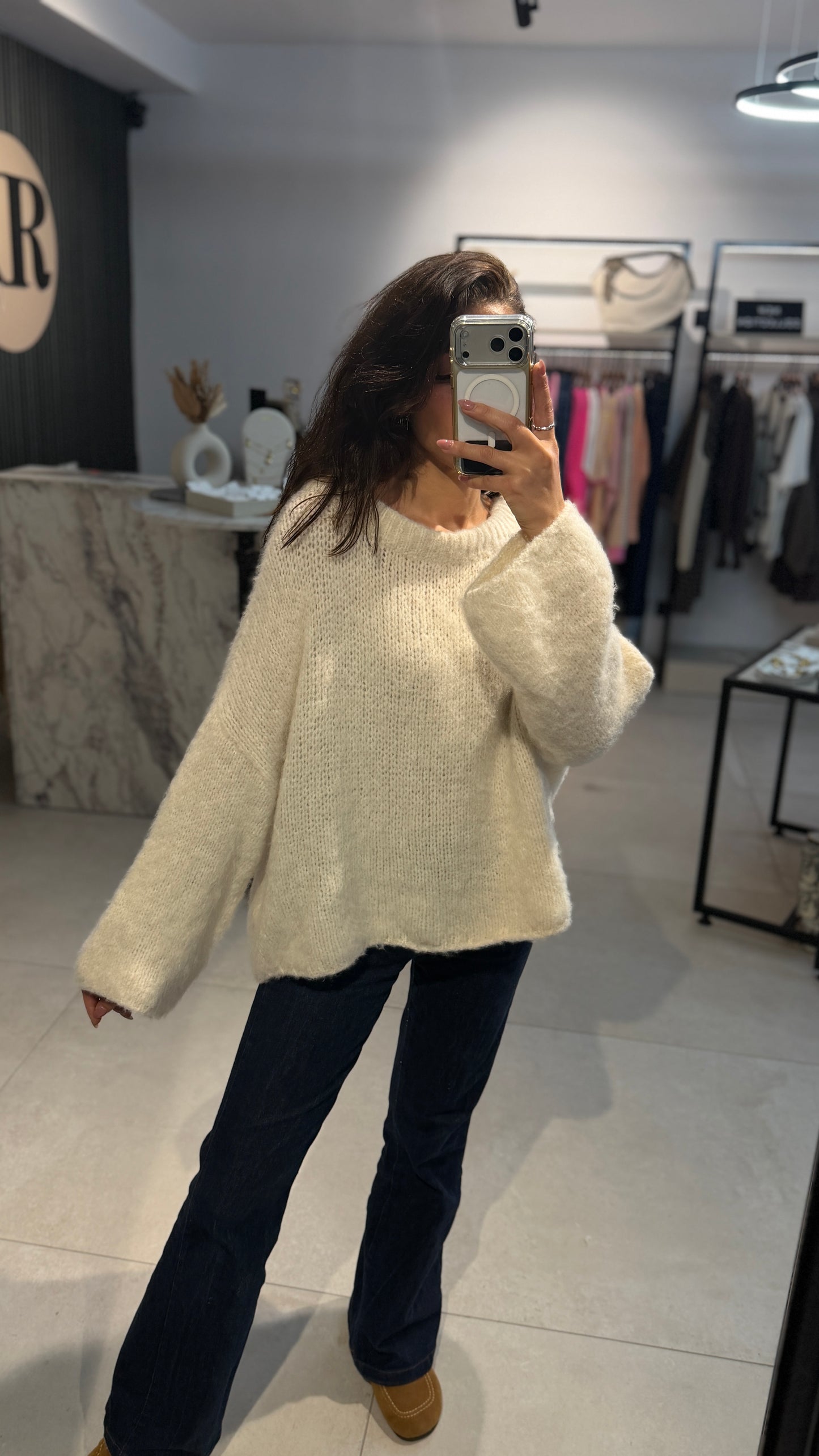 FLAUSCHI OVERSIZE RUNDHALS