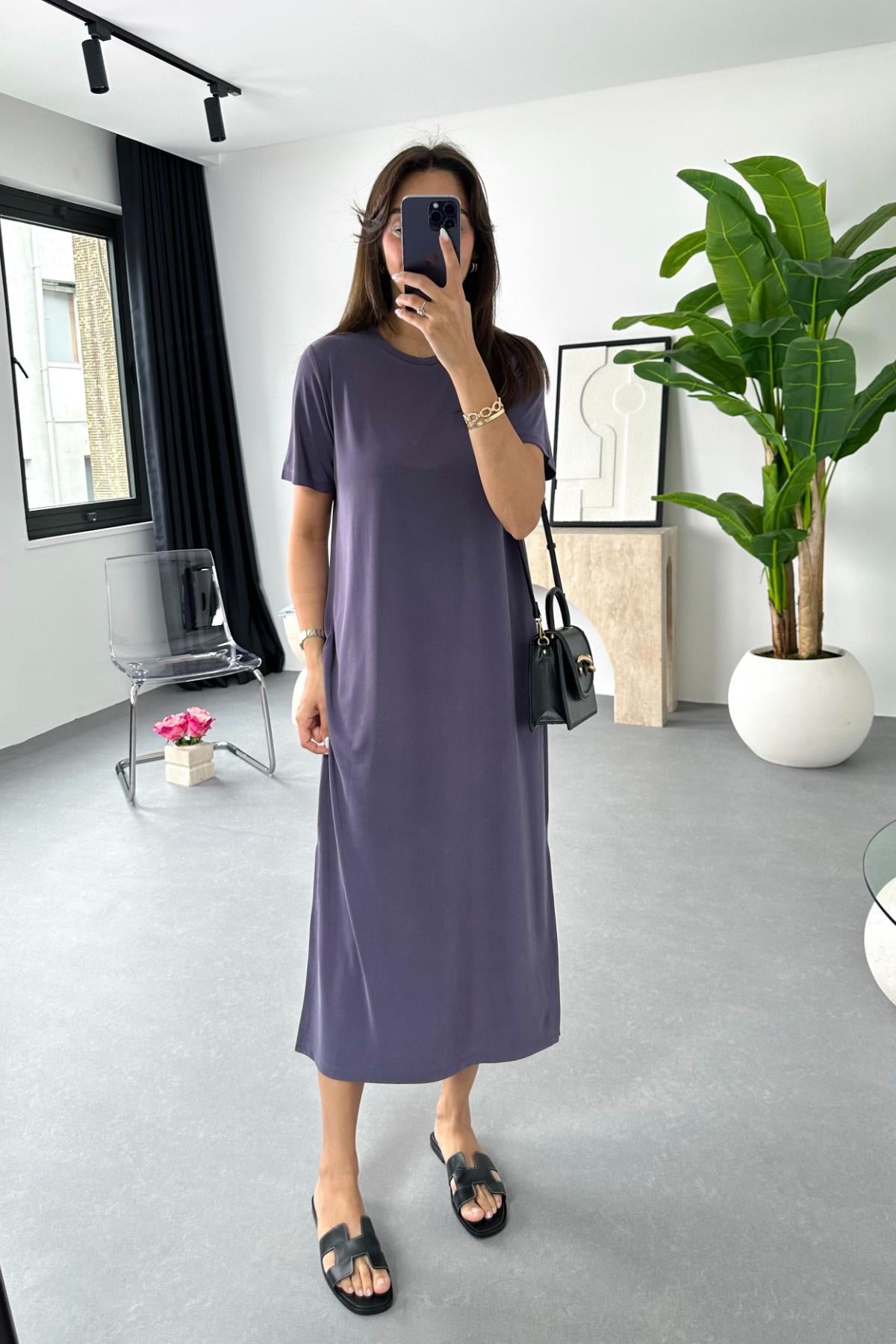 T-SHIRT-KLEID AUS MODALSTOFF