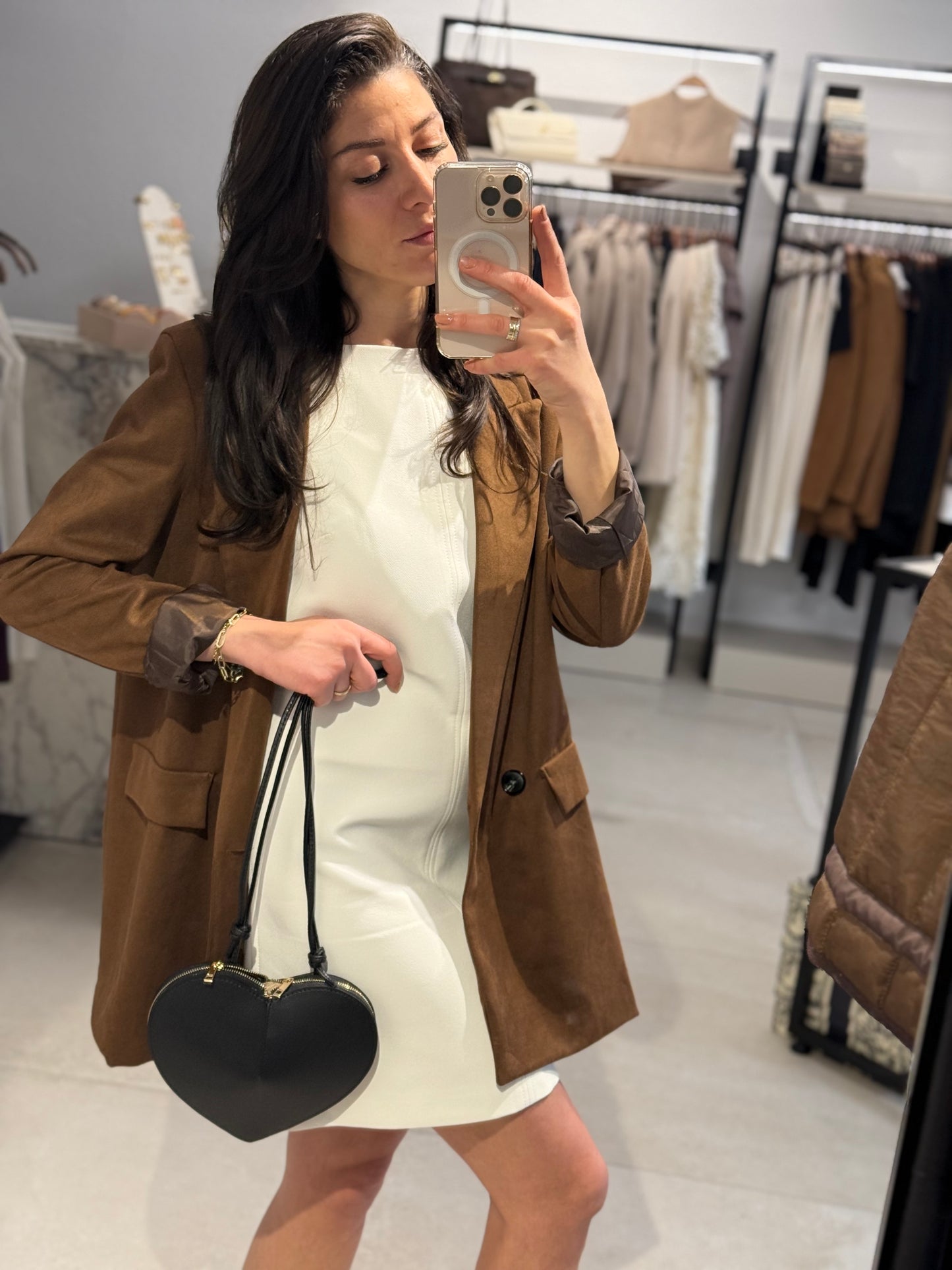 ÄRMELLOSES KLEID MINIMAL CHIC CREME