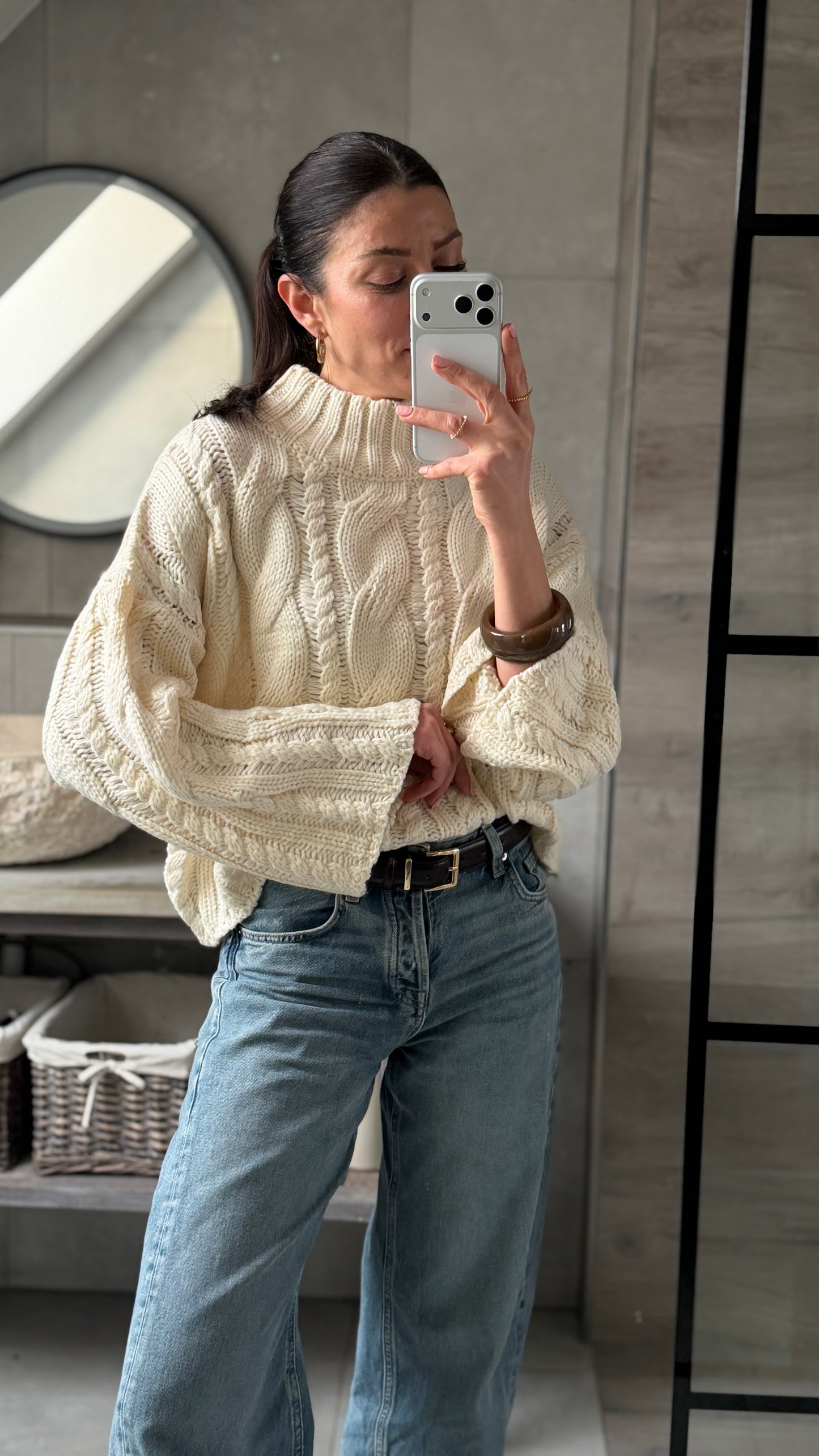 AVERY KNIT SWEATER