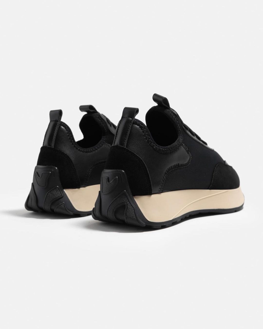 Sneaker Schwarz